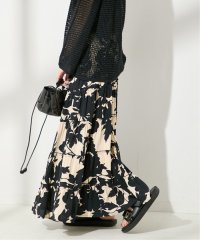 journal standard  L'essage /《追加予約》《別注》【LUSANA / ルサーナ】RUFFLE TIRED MAXI SKIRT：スカート/508281308