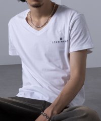 LION HEART /ライオンハート LION HEART 別注 ワンポイント刺繍 Vネック 半袖 Tシャツ/508280034