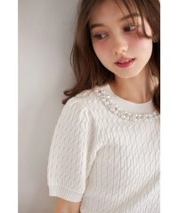 tocco closet/トッコクローゼット tocco closet フラワーパールビジュー付きケーブルニットプルオーバー/508283931