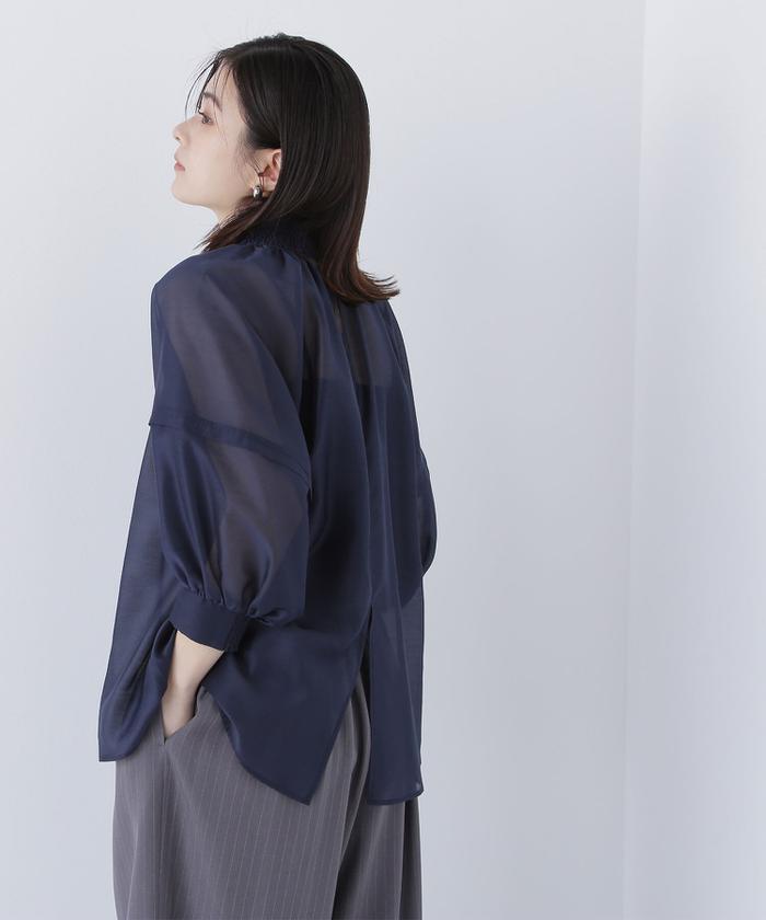 美品ナチュラルビューティーベーシック濃紺色　サイズS ナチュラルビューティーベーシック(NATURAL BEAUTY BASIC