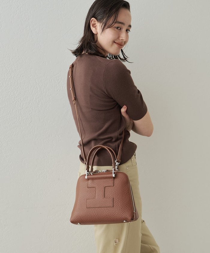 イアクッチ　テア　ショルダーバッグ IACUCCI（イアクッチ）の「テア XS SUEDE/CERVO（ショルダー