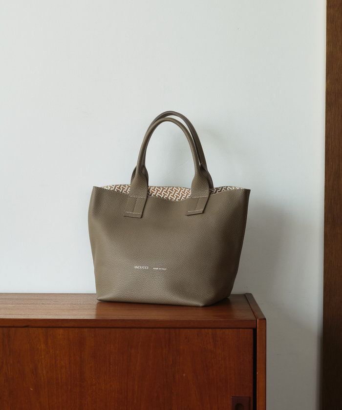 イアクッチ(IACUCCI) | バッグの通販 - d fashion