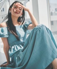 AND COUTURE/バックレースアップオフショルティアードワンピース/508272949