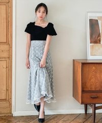 SWINGLE/ラメクロスフラワー刺繍接ぎフレアスカート/508287455