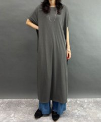 NICOLE white/ランダムリブ素材ゆったりワンピース/508266377
