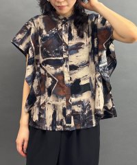 NICOLE white/フリル袖柄シャツ/508266378