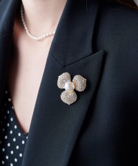 ALLURELLE/アリュレル ALLURELLE 選べるバリエーション パールモチーフブローチ KNF127/508294691