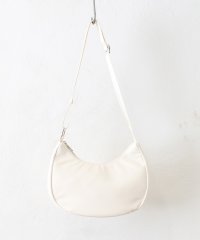 MAGASIN DE MODE Onjna/マガジンデモードオンジェナ MAGASIN DE MODE Onjna ソフト合皮ハーフムーンショルダー/508294685