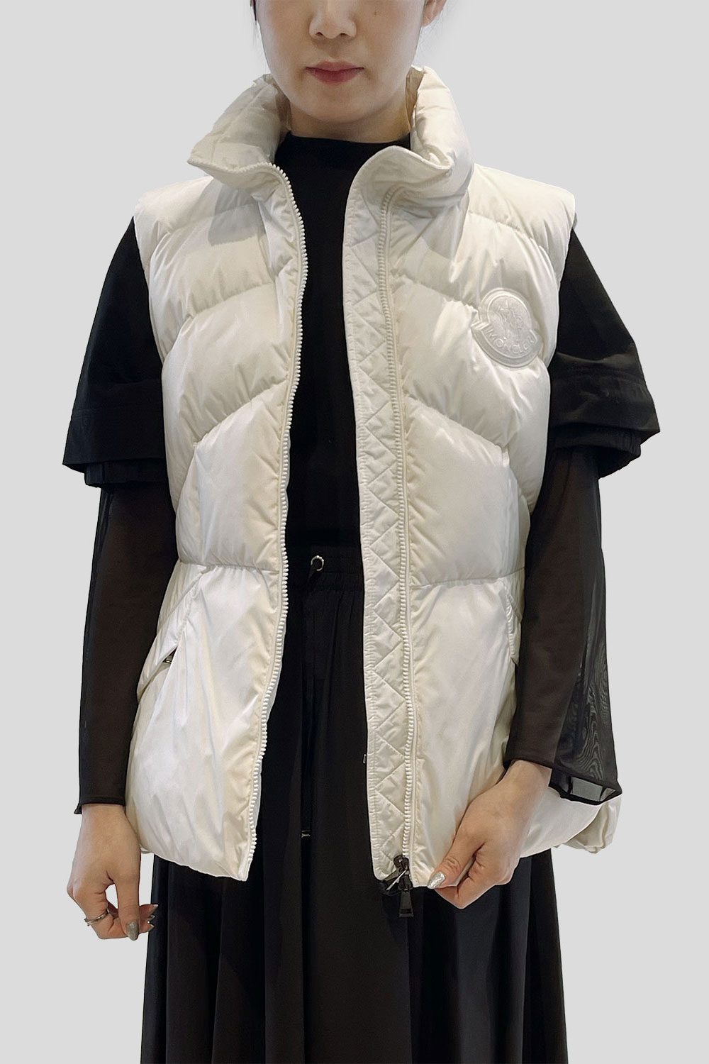 MONCLER - 超美品 モンクレール VANOISE ダウンベスト サイズ4の