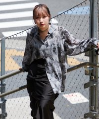 NICE CLAUP/OLIVE des OLIVE OUTLET/【Mavie..7】シアー柄シャツ/508297781