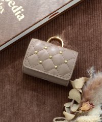 CECIL McBEE/セシルマクビー CECIL McBEE AirPodsPro(第2/第1世代) ケース CECIL McBEE [キルティング/モカ]/508298195