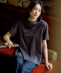 NIJYUSANKU（LARGE SIZE）/【汗じみ防止/洗える】スムースデザイン バックフレア カットソー/508256012