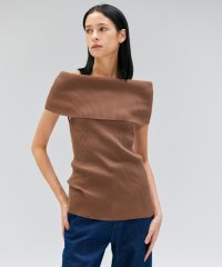 BEIGE，/【洗える】BRERA / オフショルダーストレッチリブニット/508298382