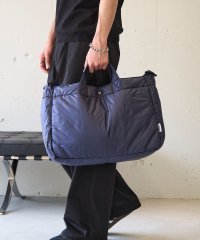 MAISON CLUB/メゾンクラブ MAISON CLUB ナイロンエアーショルダーバッグ / A4収納可能 メッセンジャーバッグ 軽量 ソフトバッグ/508316815