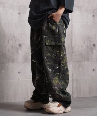 1111clothing/ワンフォークロージング 1111clothing ストーンウォッシュ 迷彩ワイドカーゴパンツ/508318317