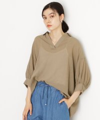 THE SHOP TK/後ろギャザーシアーシャツ【体型カバー／洗える】/508318037