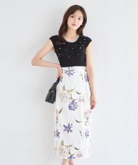 tocco closet/トッコクローゼット tocco closet ベルト付きフラワープリントタイトスカート/508319423