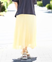 eur3/【大きいサイズ/a.v.v×eur3】ランダムプリーツスカート/508328028