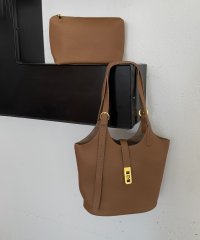 MAISON BREEZE/メゾンブリーズ MAISON BREEZE ポーチ付き PUレザーフラップバッグ KNF127/508330662