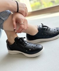 adottona/アドット adottona 【軽量】ファスナー付きパンチングコンフォートスニーカー/508335612