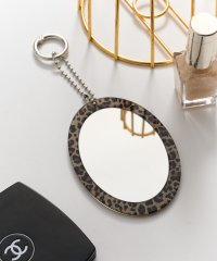 MAGASIN DE MODE Chou Chou/マガジンデモードシュシュ MAGASIN DE MODE Chou Chou カラーチャーム ハート レオパード ヒョウ柄 チェリー 丸型 ミニミラー 鏡 OS/508335887