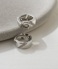 MAISON BREEZE/メゾンブリーズ MAISON BREEZE イヤリング スラッシュストーン クリップタイプ イーズイヤリング ニッケルフリー OSWY/508335896