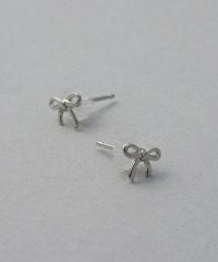 MAGASIN DE MODE Chou Chou/マガジンデモードシュシュ MAGASIN DE MODE Chou Chou ピアス ニッケルフリー リボン メタル ポストピアス OSWY/508335900