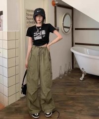 shopnikoniko/ショップニコニコ ShopNikoNiko モノクロフォトプリント ショート丈 チビTシャツ ma 韓国カジュアル トップス Tシャツ チビT クロップド丈 ミ/508336537