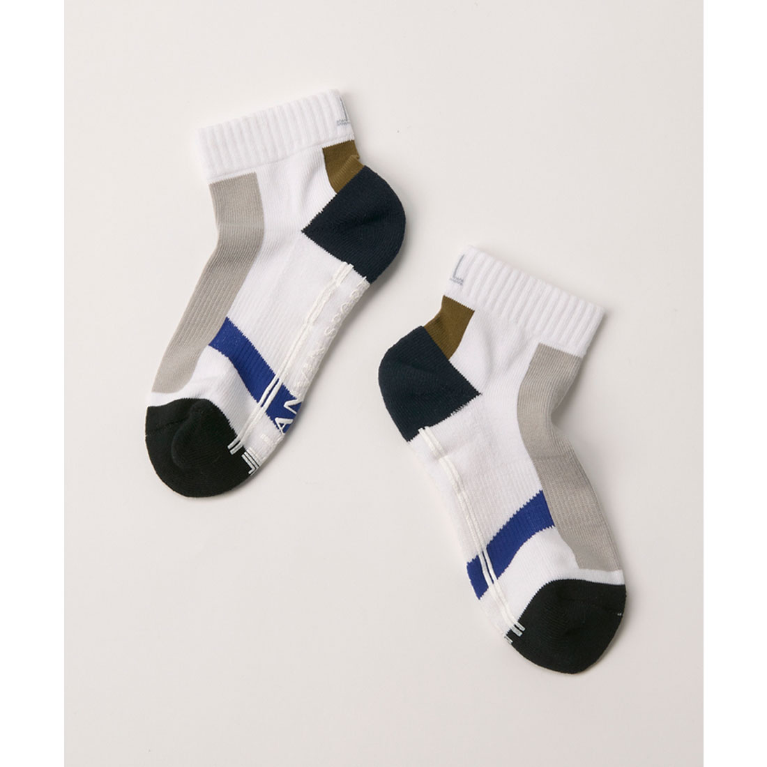 LANVIN SPORT ロング丈レッグウォーマー -デサントストア