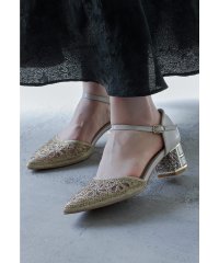 niana/ニアナ niana 花柄パンチングカットチャンキーヒールパンプス 結婚式 二次会 同窓会 成人式 パーティー フォーマル オケージョン/508340801
