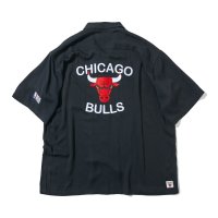 OFF THE COURT by NBA/オフ ザ コート バイ エヌビーエー OFF THE COURT by NBA OFF THE COURT LOGO EMRIOIDERY SHIRTS（オフ /508350023