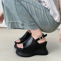 Shoes in Closet/シューズインクローゼット Shoes in Closet －シュークロ－ 軽量厚底 変型プラットフォーム やわらか バック ストラップ サンダル 581/508358259