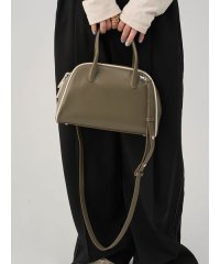 emmi atelier/フェイクレザーパイピングボストンバッグ/508360050