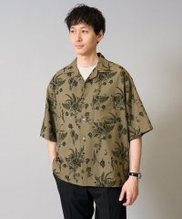 a.v.v (MEN)/【イージーケア/接触冷感】ダークフラワー五分袖オープンカラーシャツ【シワになりにくい】/508194781