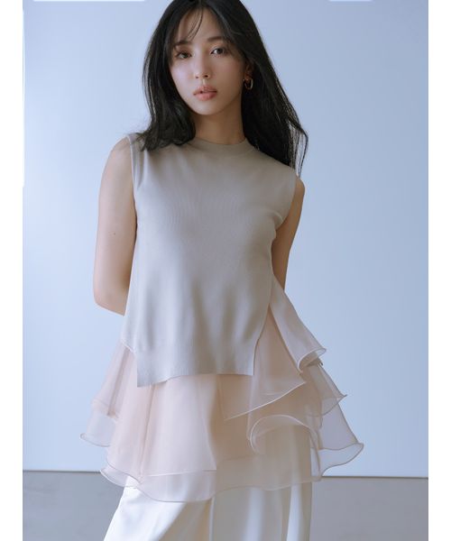 人気完売品　FRAY I.D ラッフルフリルレイヤーニット WEB限定カラー】ラッフルフリルレイヤーニット(ニット