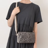 REAL STYLE/リアルスタイル REAL STYLE ショルダーバッグ レディース 軽い 斜めがけ 小さめ 肩掛け 小物入れ パイソン柄 フェイクレザー 3層ルーム 通勤 通学/508369837