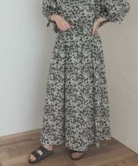 URBAN RESEARCH DOORS/フラワープリントギャザースカート/508379046