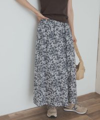 URBAN RESEARCH DOORS/フラワープリントギャザースカート/508379046