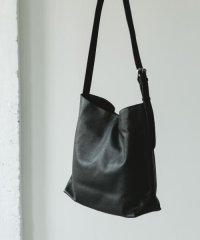 URBAN RESEARCH DOORS/MILLEDNAPPAレザーショルダ/508384629