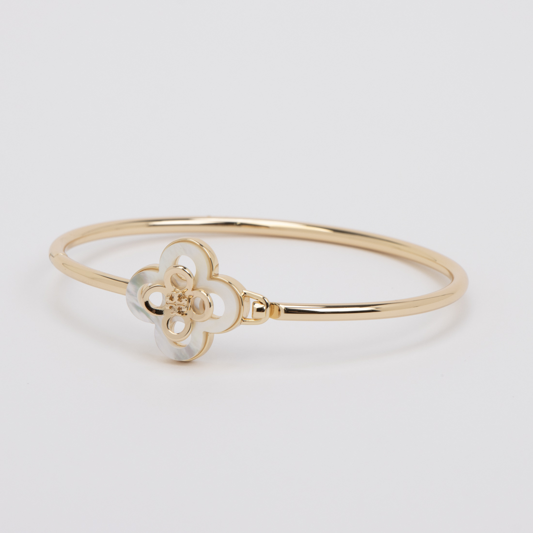 国内即発【TORY BURCH】キラ クローバー スライダーブレスレット Kira Clover Slider Bracelet: Women's Designer Bracelets