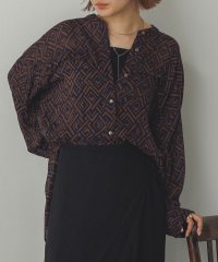Noia/ノイア Noia 柄 バックギャザーオーバーシャツ/508385317