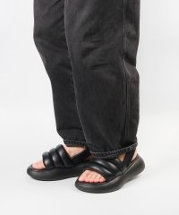 STEVE MADDEN/スティーブ マデン STEVE MADDEN ストラップ付パフィーサンダル/508385382