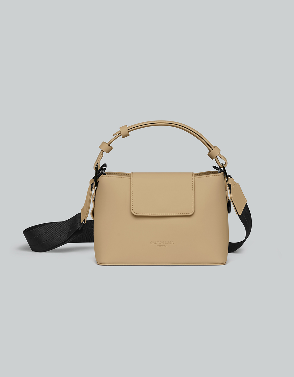 【GASTON LUGA】Splashini (スプラッシーニ) Spläshini - Clean, contemporary, compact crossbody bag.