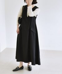 《予約》quaranciel:〈洗濯機可能〉ウーステッド ステッチワーク ポケット フレア Vネック ワンピース