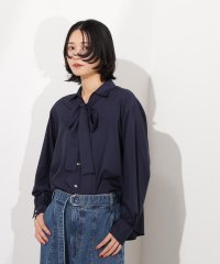 N Natural Beauty Basic/ゴールドボタン2wayリボンブラウス/508373424
