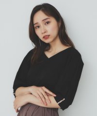 index/Vネックタックパフスリーブトップス【洗濯機可・UVケア・接触冷感】/508388473