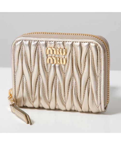 miu miu コインケース　インディゴ　レザー　マトラッセ　ミュウミュウ ミュウミュウ 小銭入れ コインケース マテラッセ ミニ財布