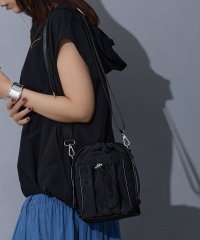 NICOLE white/巾着ショルダーバッグ/508331501