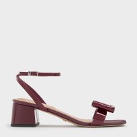 CHARLES & KEITH/Lu ルー パテントレザーボウヒールサンダル/508394776