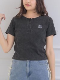 Emsexcite/エムズエキサイト ems excite 刺繍入りヘンリーネックTEE/508395517